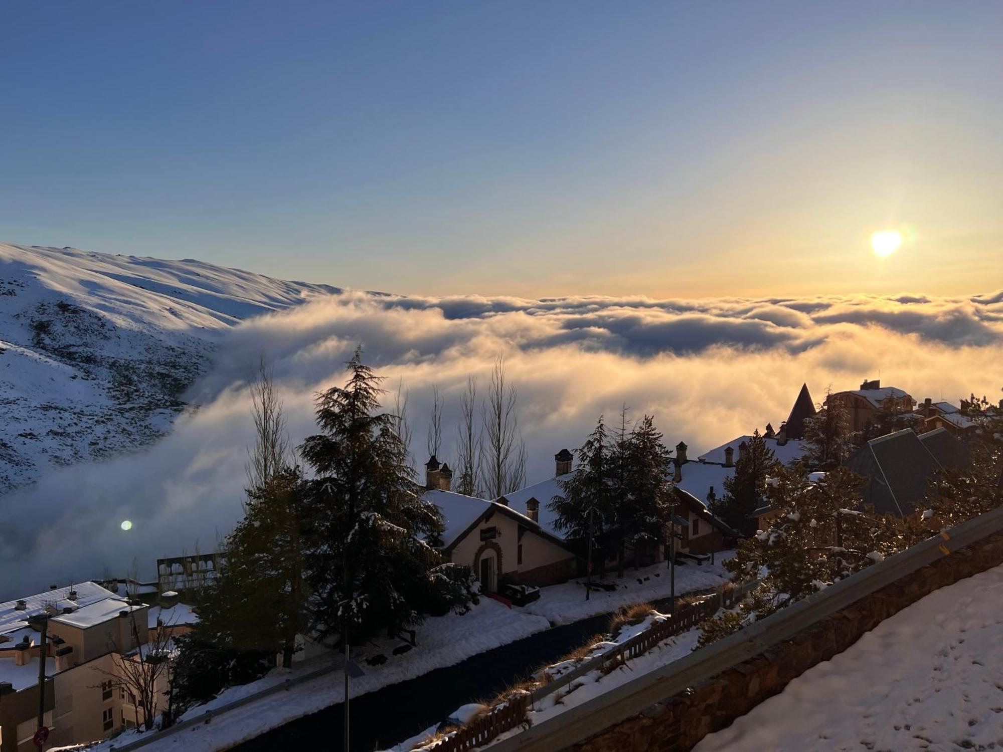 Sierra Nevada Apartamento, Ideal Para Grupos, Aparcamiento En La Puerta Y Con Impresionantes Vistas ภายนอก รูปภาพ